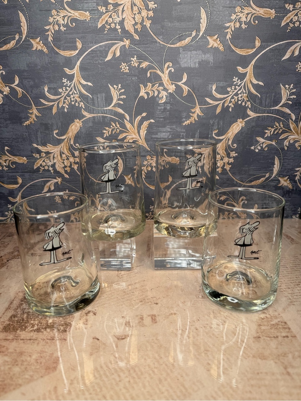 Vintage B.C. Comic Strip Pinched Rocks Glasses Set of 4 Johnny Hart